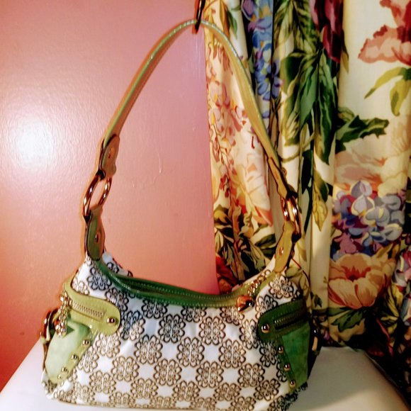 Kathy Van Zeeland Bags Kathy Van Zeeland Green And White Floral